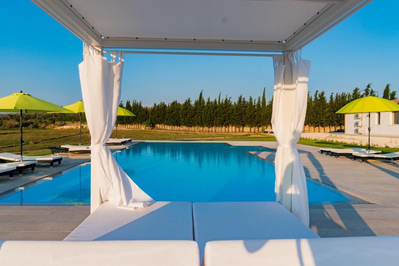 Villa Casale Cerfignano Экстерьер фото